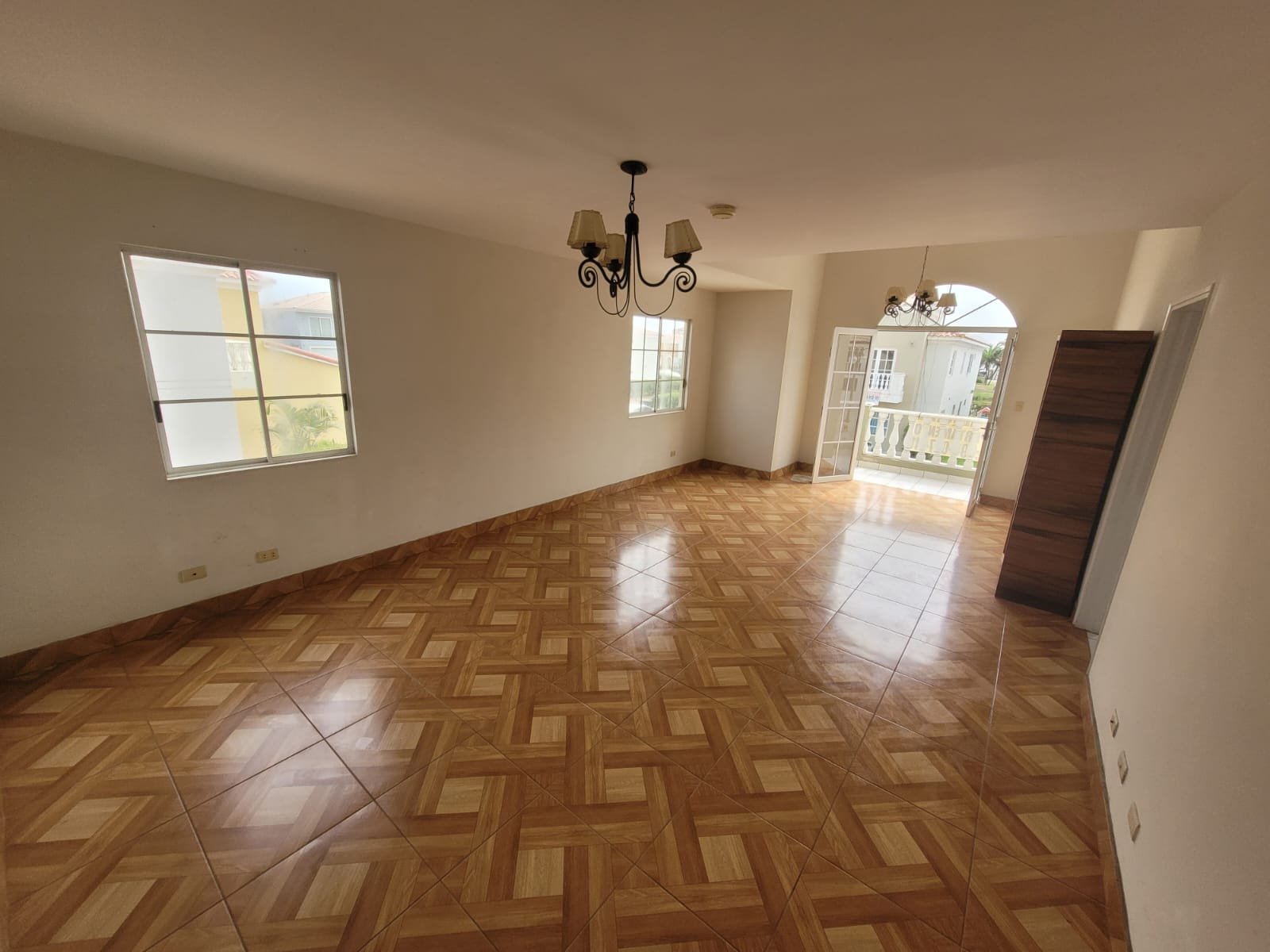 ALQUILO LINDISIMO DEPARTAMENTO DE PLAYA Y COCHERA LURIN A 30 MINUTOS DE